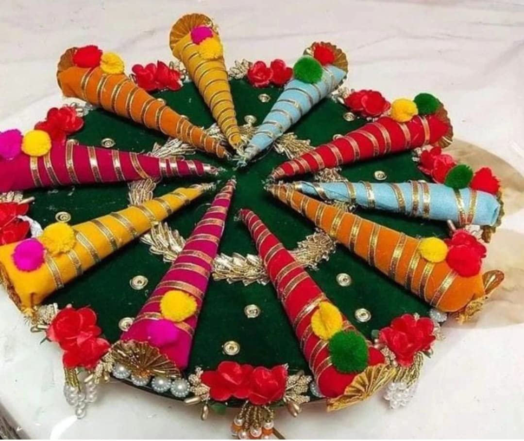 Natural Mehndi Cone – Long-Lasting Color & Smooth Application for Bridal & Party Designs